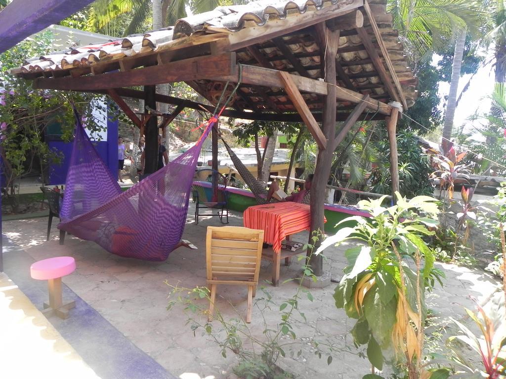 El Almendro Hotel Puerto Angel Exterior photo